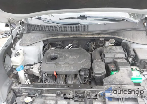 2018 Kia Sorento 2.4L Lx z USA, uszkodzony, nr VIN 5XYPGDA39JG348577